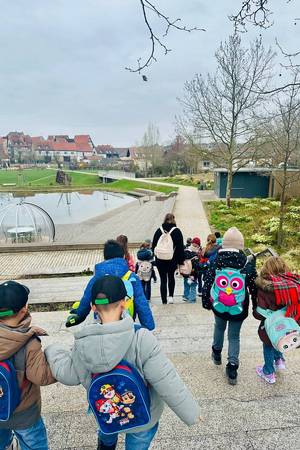Kindergarten - Theaterbesuch - Rückweg